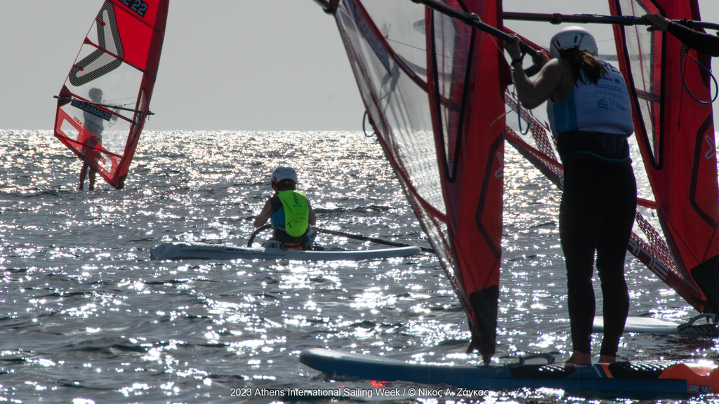 windsurf
